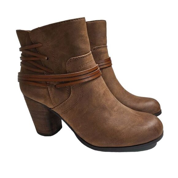 NEW MADDEN GIRL Denice Strapped Brown Ankle Booties Size 8 - Picture 3 of 12